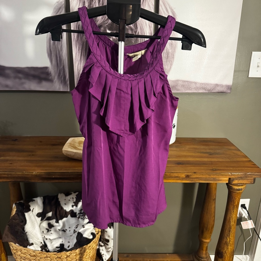 Banana Republic ruffle tank top